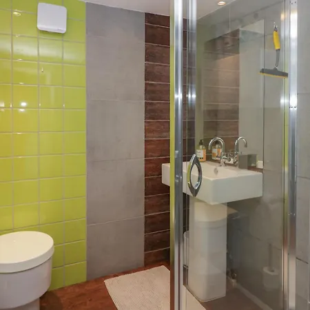 Διαμέρισμα Flat 1 *